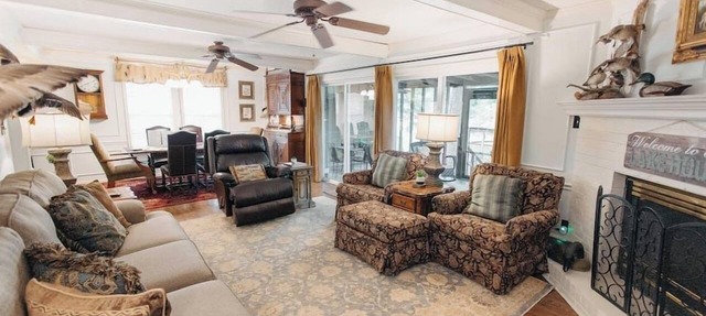 Large 5BR Group Home Near Sardis Lake in Sardis