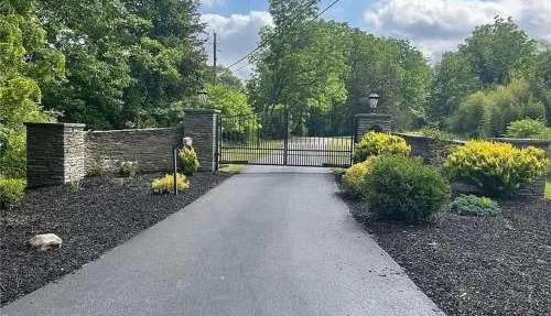 Lucious Lagrangeville in Lagrangeville