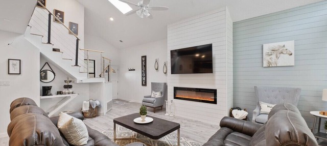 Luxury Adobe Townhouse w/Complimentary Breakfast in Albuquerque
