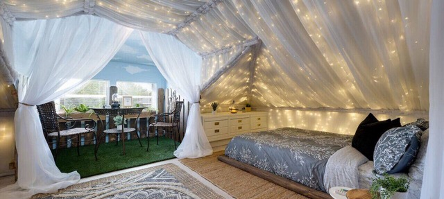 Magical Midsummer Night Glamping Loft w Bikes in Jacksonville