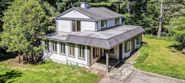 Magnificent Gated Compound with 3 acres of land with river in Sainte-Adèle