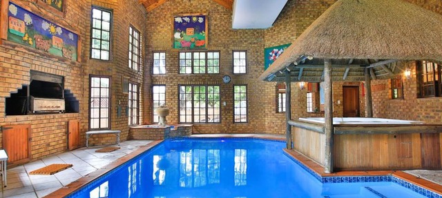 Mereke Manor in Centurion