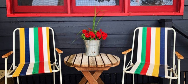 MOONDOG RETREAT: Tranquil Lakefront Cottage in Algonquin Highlands
