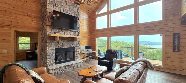 Moosehead Lodge Lakeview in Eureka Springs