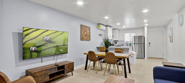 New! Modern Fully Remodeled 3BR/2BA Spacious Apt in El Paso