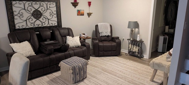 Newly finished basement suite in Midlothian. Very clean and spacious. in Midlothian