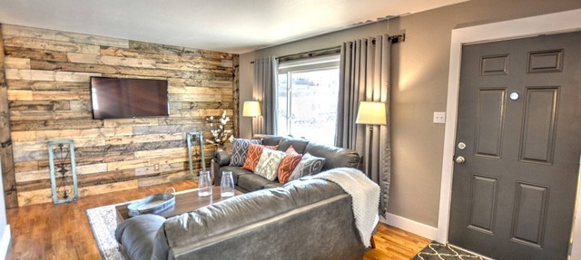 Newly Renovated 3 Bed/1 Bath - Old Colorado City, Downtown, & Garden of the Gods in Colorado Springs