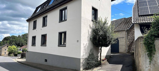 Nice apartment for 10 guests with A/C, WIFI, TV and patio in Quiddelbach