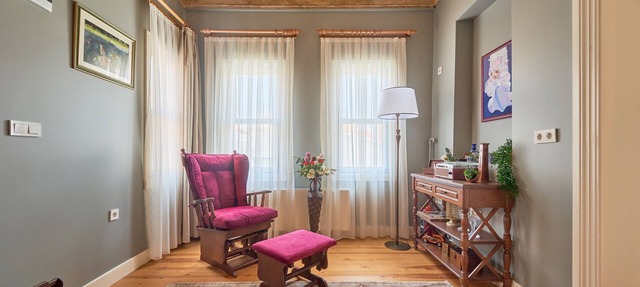 Nostalgic & Comfortable Historical Home! in Istanbul