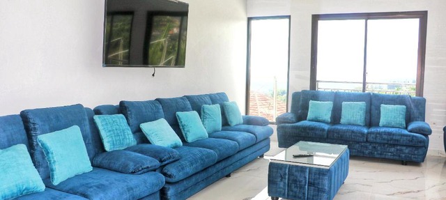 Novia 2 in Sampal 2