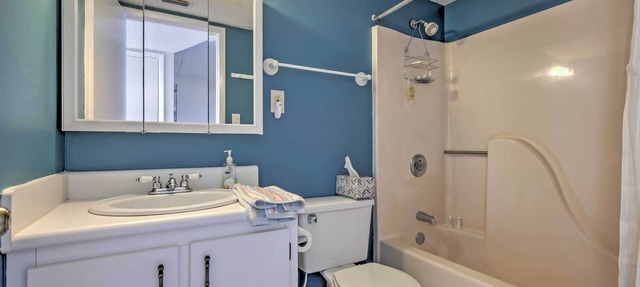 Oceanfront Ormond Beach Condo w/Pool Access! in Ormond Beach