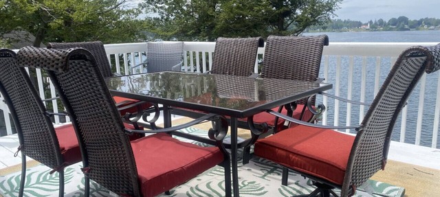 Peaceful Waterfront Stay – Stunning Lake Ontario Sunset Views + Pet Friendly in Sterling