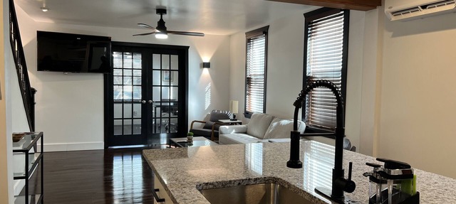 Pet Friendly Spacious Luxe Corner House for Professionals - Left Side in Kingston