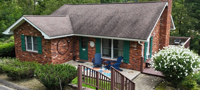 Private, 6-Acre Cottage with Old-Time Fishing Hole! in Friedens