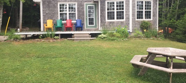 Private Lakefront Cottage in Conquerall Mills