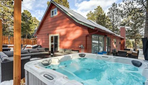 Radiant Retreat - Upscale Hot Tub BBQ in Woodland Park
