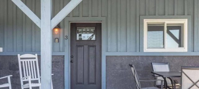 Raven Feather Retreat : Unit 3 in Liberty Township