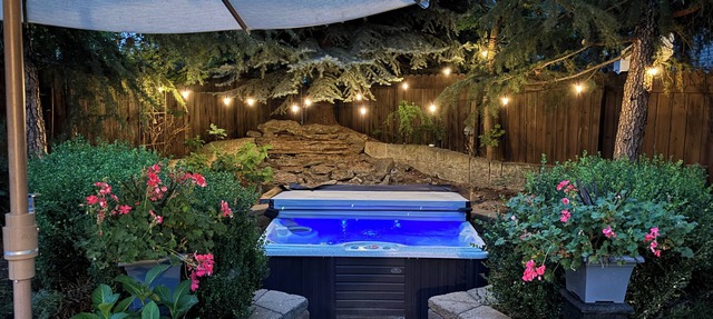 Relax & unwind in sun rm yoga rm & private HOT TUB in Eagle