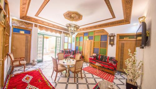 Riad Mahrez in Fez