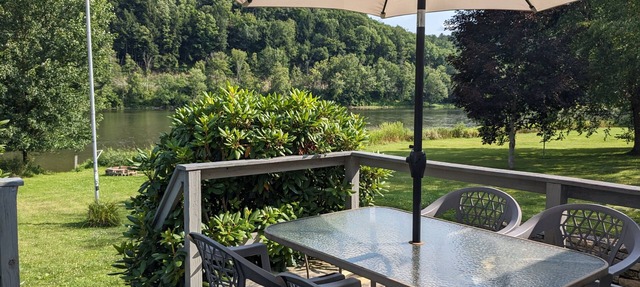 Riverfront Home in Tidioute