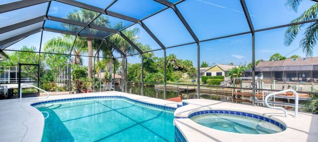 Riverfront, Pool, Dock, Pool Table, River in Palm Coast