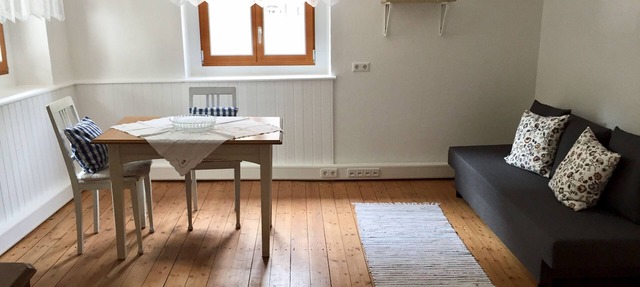 Romantic, listed holiday apartment in Freiburg-Herdern on the church square in Nord