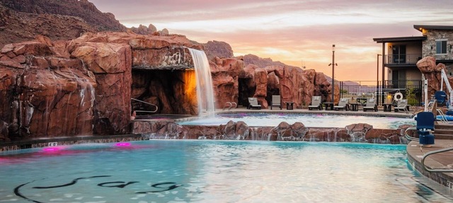 SageCreek E7 "BalancedRock Retreat" - Amazing Pool in Moab