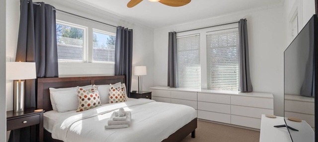 (SH) Spacious 3BR Executive Home with Professional Cleaning in Atlanta