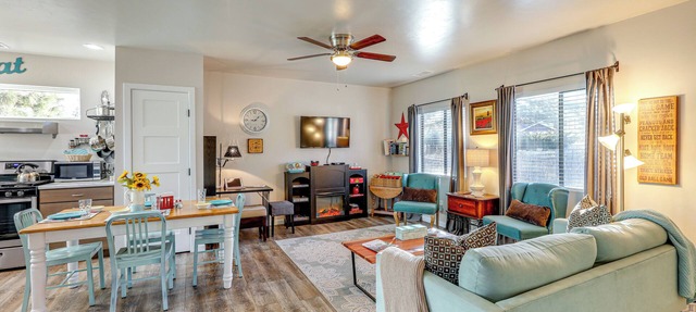 Ski, Hike & Explore: Flagstaff Cottage! in Flagstaff