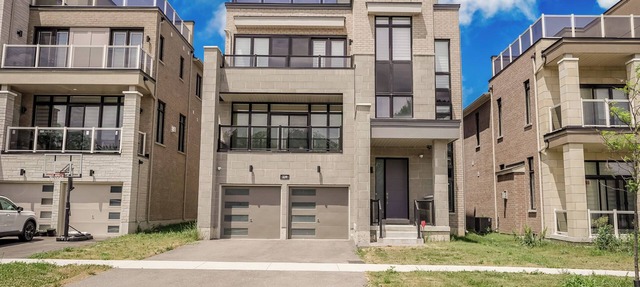 Skyline Serenity 4000+ SqFt of Luxury with Rooftop Terrace | Elevator &Lake View in Bowmanville