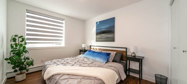 Spacious✨2bedroom💥FREEparking✔️king bed❤️close to DT in Edmonton