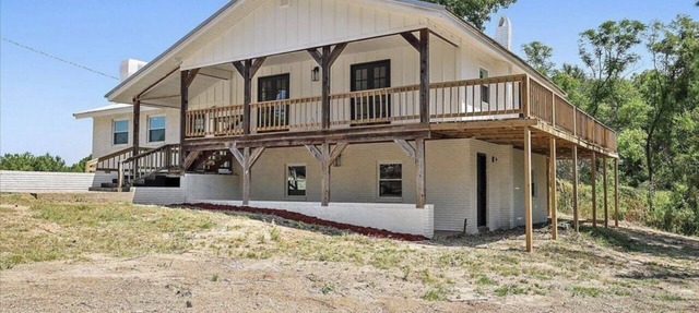 “Spacious 4BR Oasis: Game Room, Luxe Baths & Fully Stocked Kitchen!” in Magee