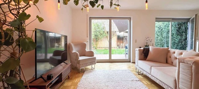 Spacious 4BR House with Terrace, Garden & Barbecue | Near Munich, Airport & Allianz Arena in Neufahrn bei Freising