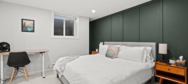 Stylish & Comfy Mountain Escape King Bed PS5! in Calgary