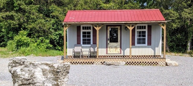 Tiny Rock House in Franklin