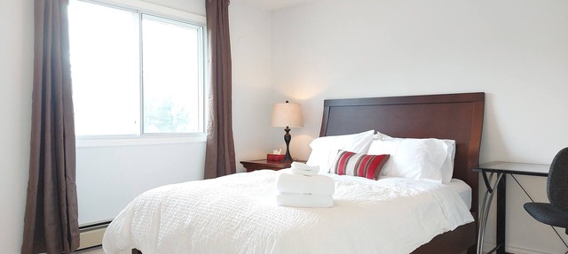 Tranquil Retreat 2-Bedroom Suite on 2nd Floor in Kelowna
