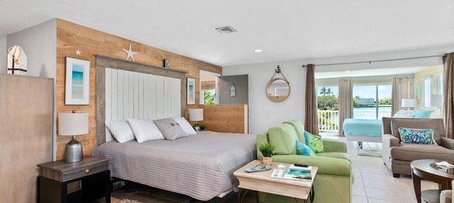 Tropical Waterfront Grande Suite with Private Balcony in Bonita Springs in Bonita Springs