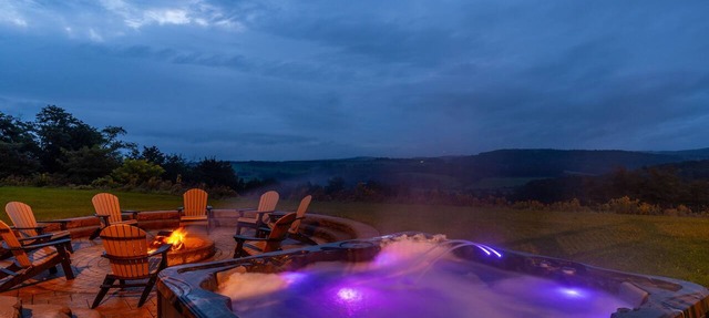 Unforgettable Private Views! Luxury Estate Sleeps 22 - Heated Pool and Spa! in Owego
