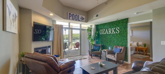 Updated Lakefront Condo and Patio and Pool Access in Osage Beach