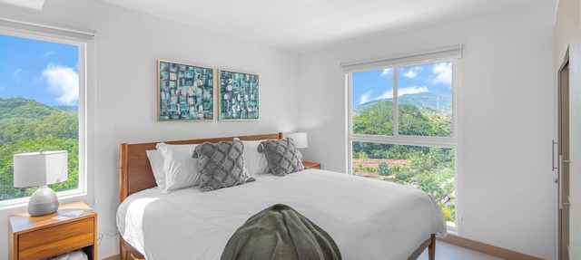 Upstay: Contemporary 3BR Condo w Pool—Jaco Beach in Jacó