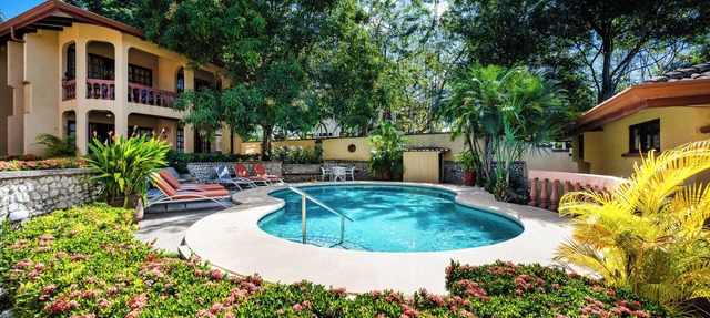Villas Langosta 1, ocean & Sunset views terrace, Direct Beach Access in Tamarindo