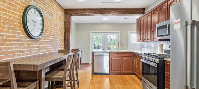 Work, Relax, Unwind: Loft Stay! in Waterloo