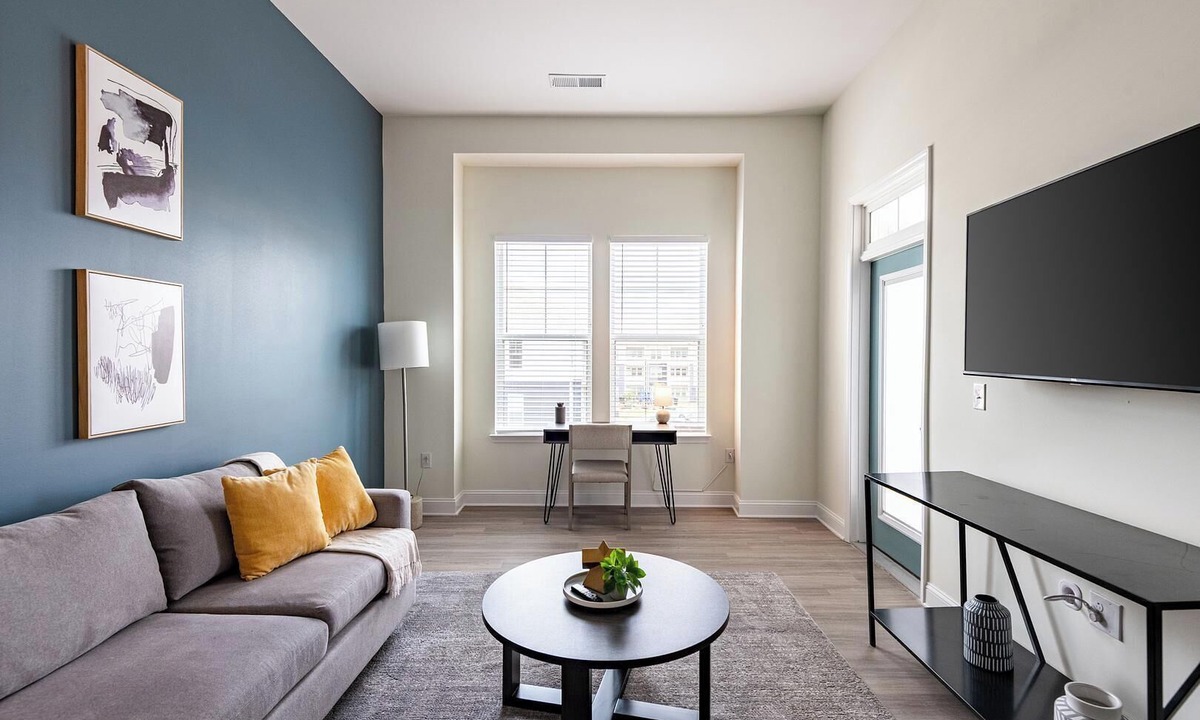 Wilmington Apartment | Landing | Spectacular 1BD, Pool, Gym