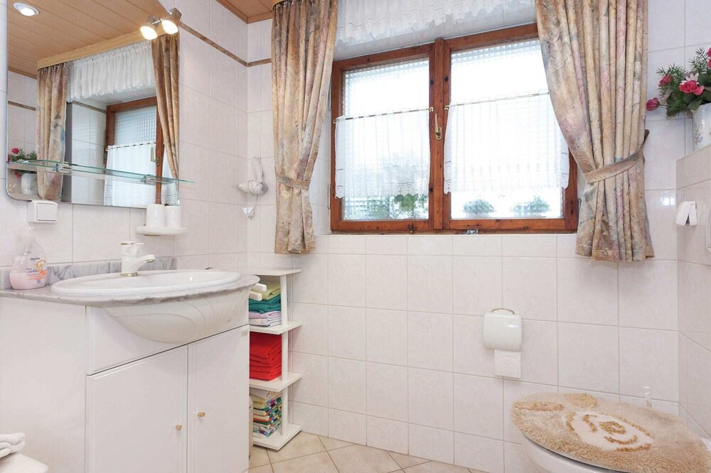 Photo of Bathroom in Deesbach