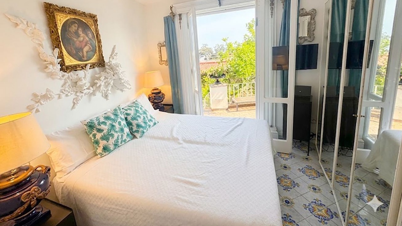 Photo of Bedroom in Capri