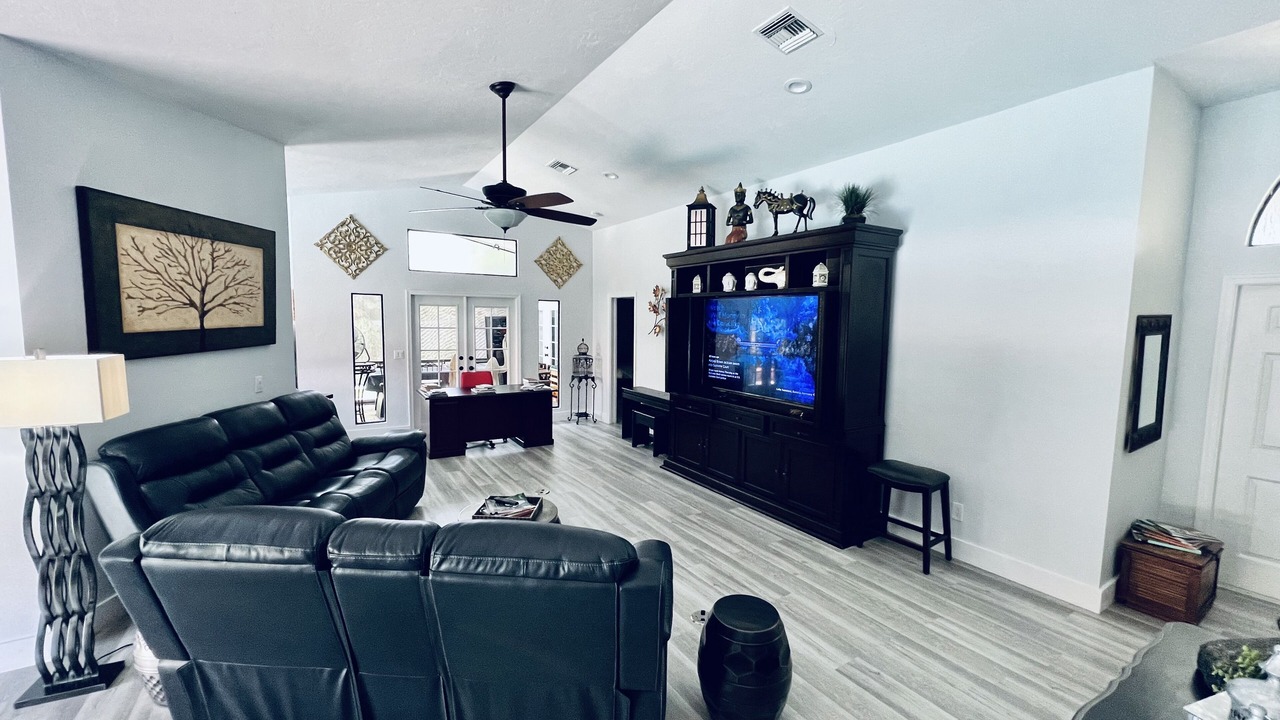 Photo of Livingroom in Bonita Springs