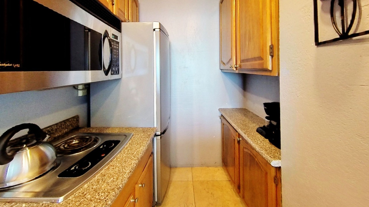 Photo of Kitchen in Mid Beach