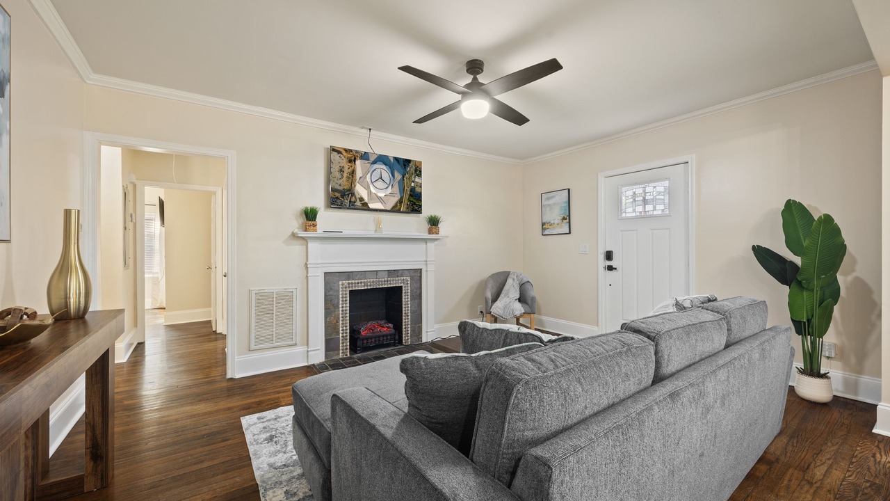 Photo of Livingroom in Atlanta