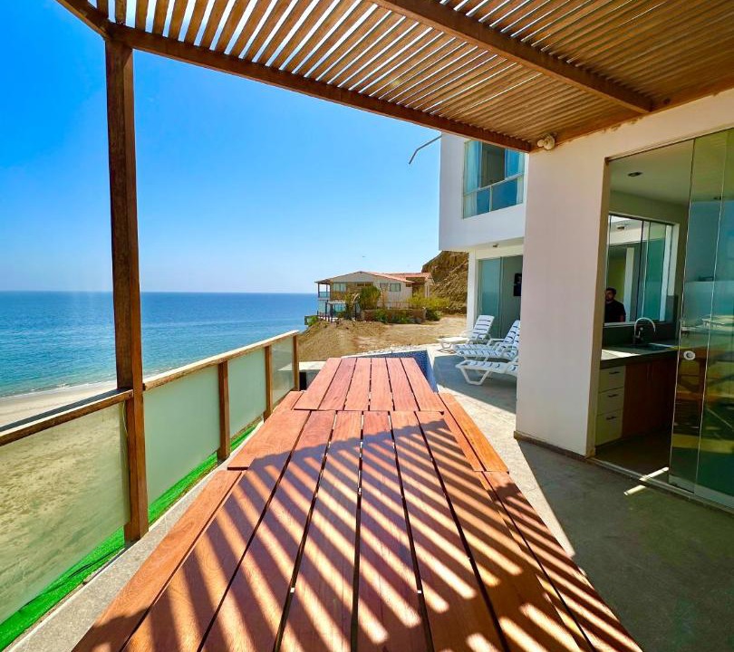 Photo of Patio Balcony in Los Organos