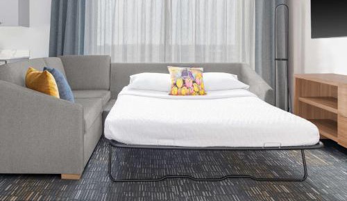 One-Bedroom Suite with Two Queen Beds